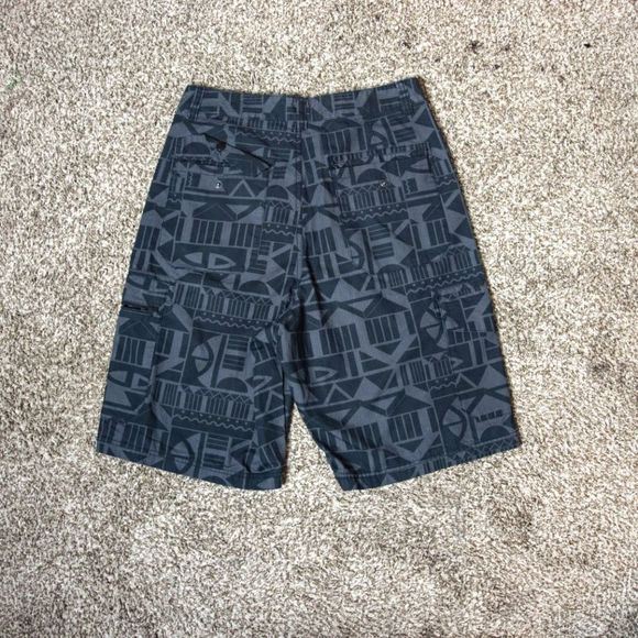 Nike Geometric Shape Shorts Size 30 Medium - Picture 4 of 4